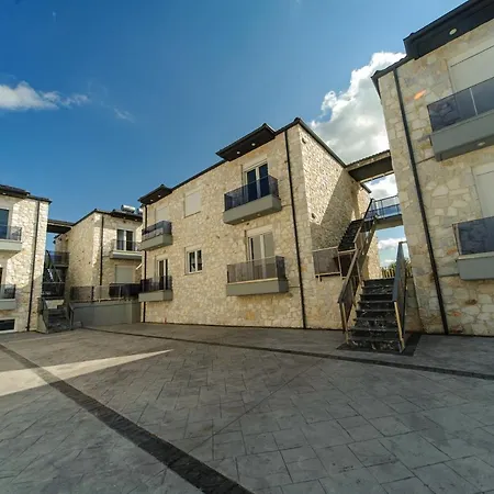 Appartement Nika 2 *